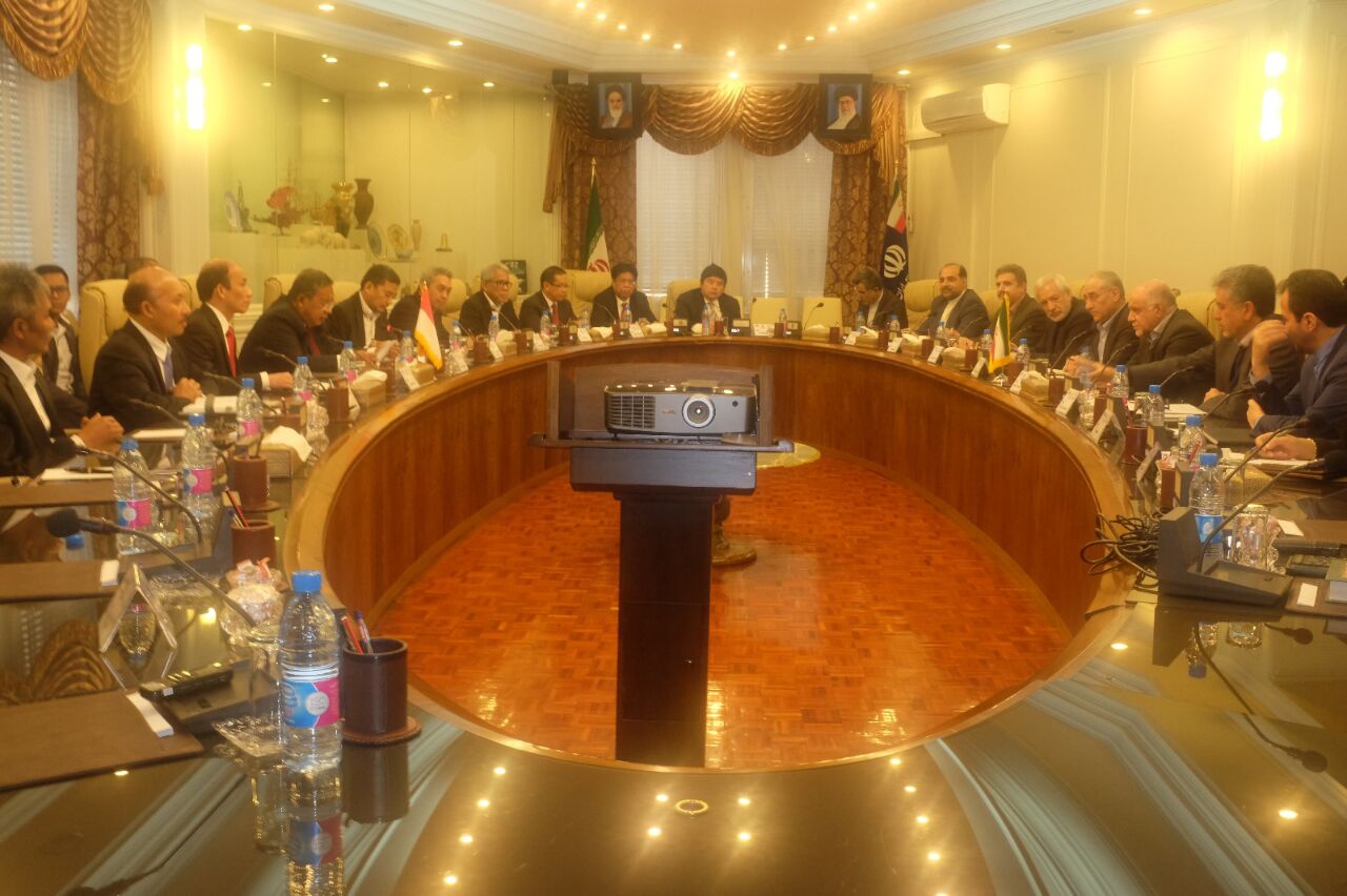 Wamen ESDM Dukung Pertamina Kelola Lapangan Migas di Iran